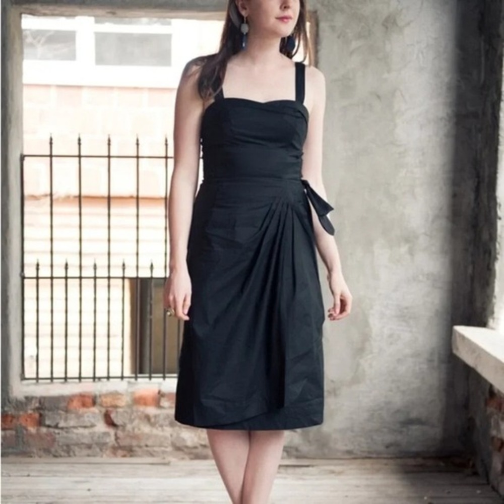 Trashy Diva Trixie Sarong Dress‎ Size 10 Black Adjustable Straps Cotton Poplin